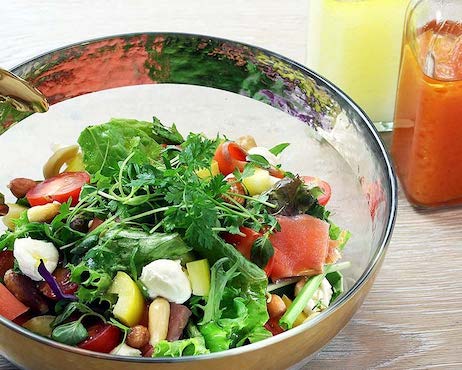 農園から直送 旬野菜グリルと生ハムののサラダ